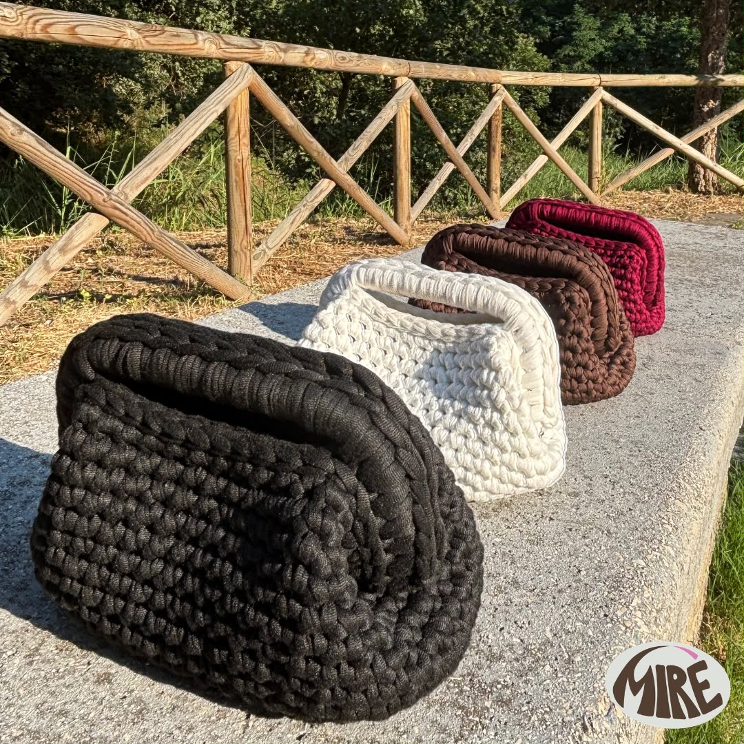 Tote bag all'uncinetto - Spaziose, resistenti e alla moda