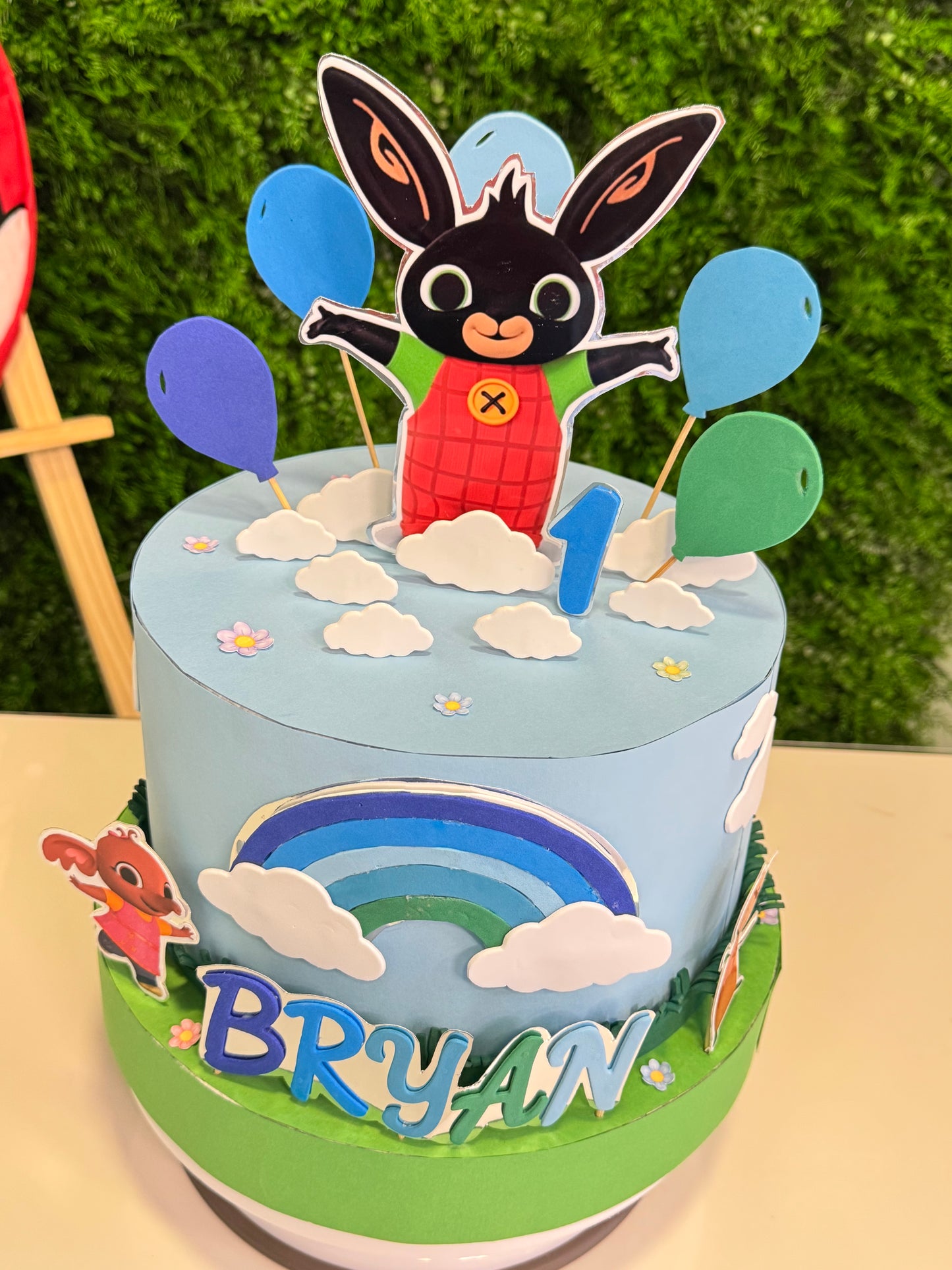 Torta scenografica Bing