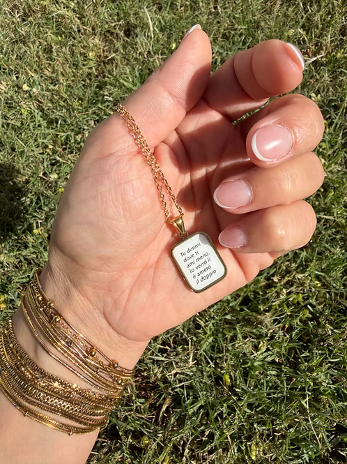 Collana Poesia "Tu dimmi dove ti ami meno" – Ciondolo Rettangolare