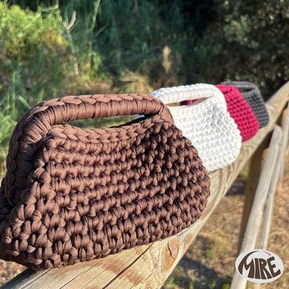 Tote bag all'uncinetto - Spaziose, resistenti e alla moda