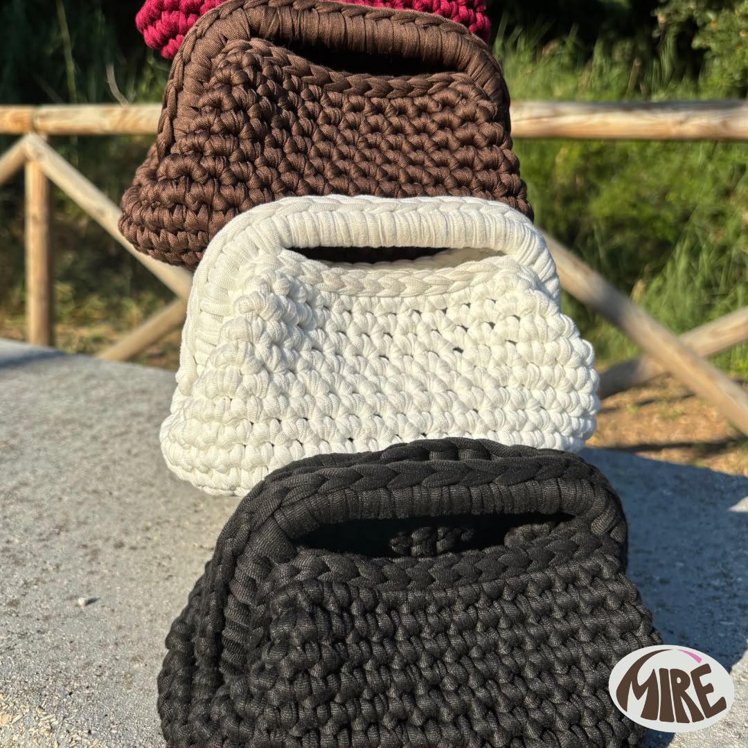 Tote bag all'uncinetto - Spaziose, resistenti e alla moda