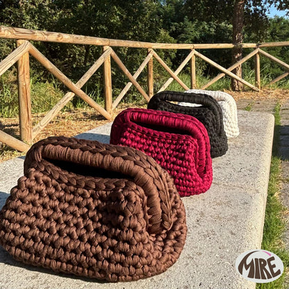 Tote bag all'uncinetto - Spaziose, resistenti e alla moda