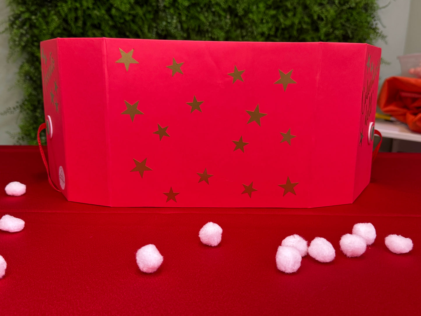 Calendario dell'avvento apertura a libro