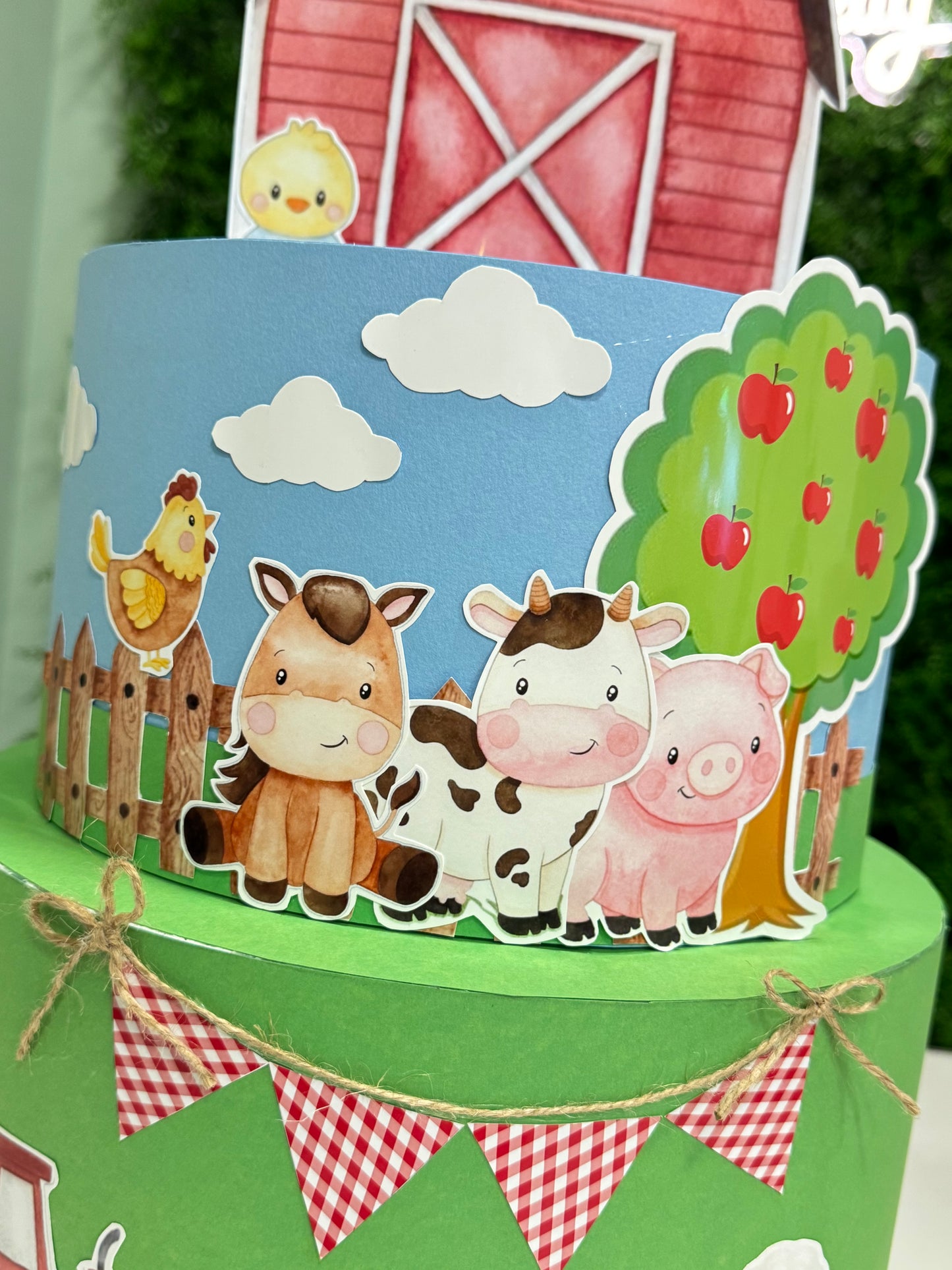 Torta scenografica fattoria