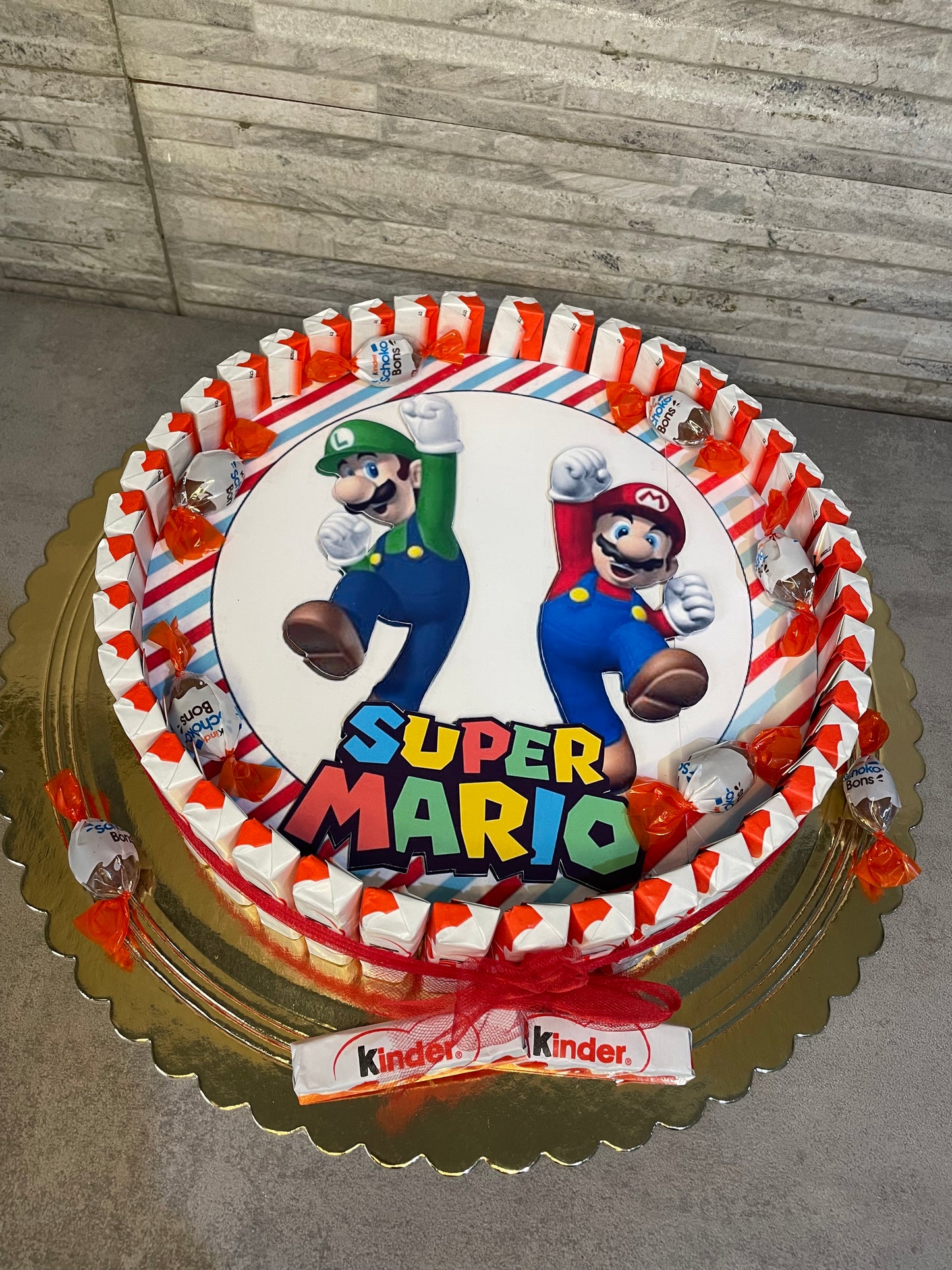 Torta kinder Mario Bross