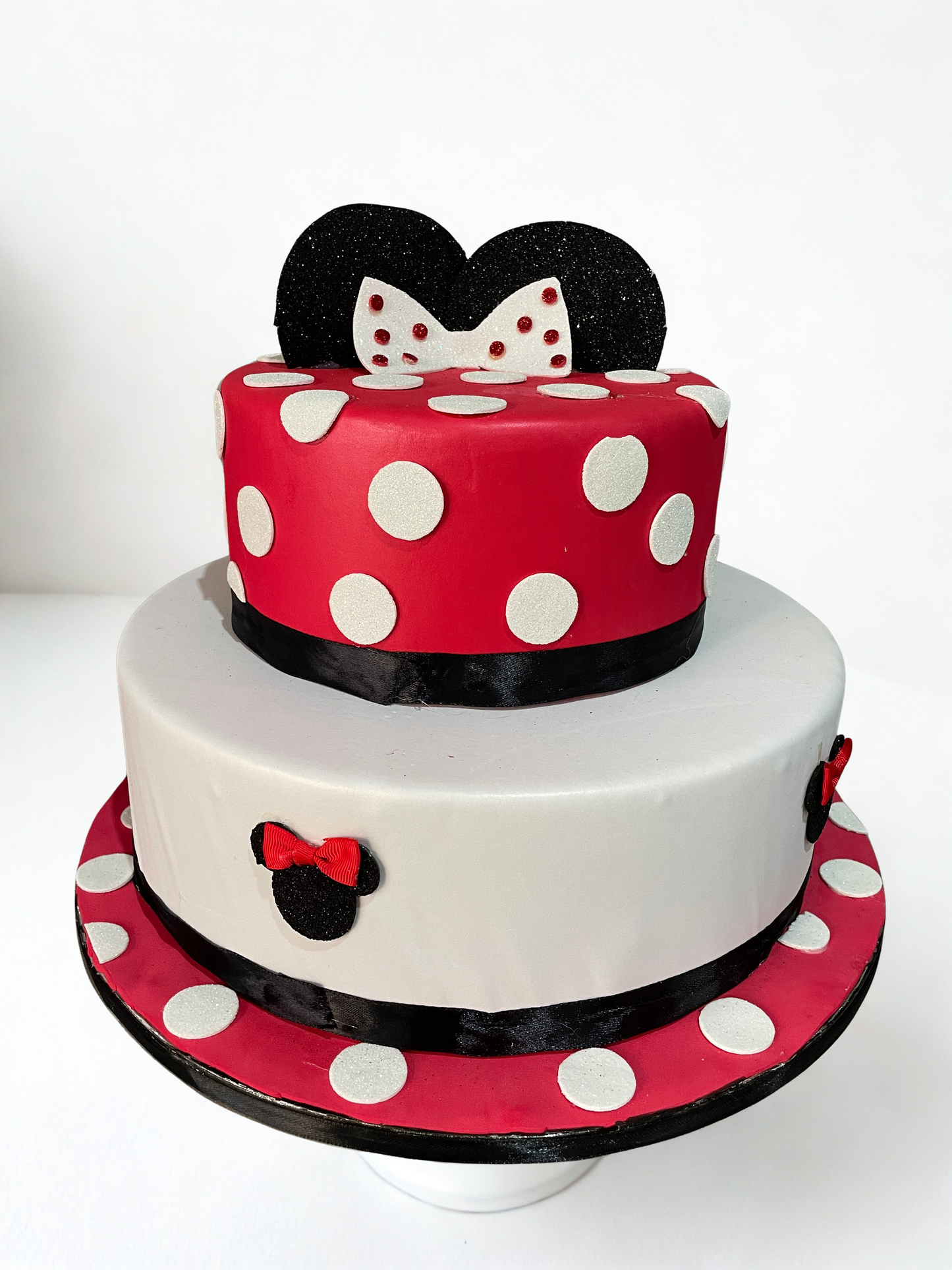 Torta Finta Scenografica a Tema Minnie Classica in Gomma EVA - Centrotavola e Scenografia Compleanno