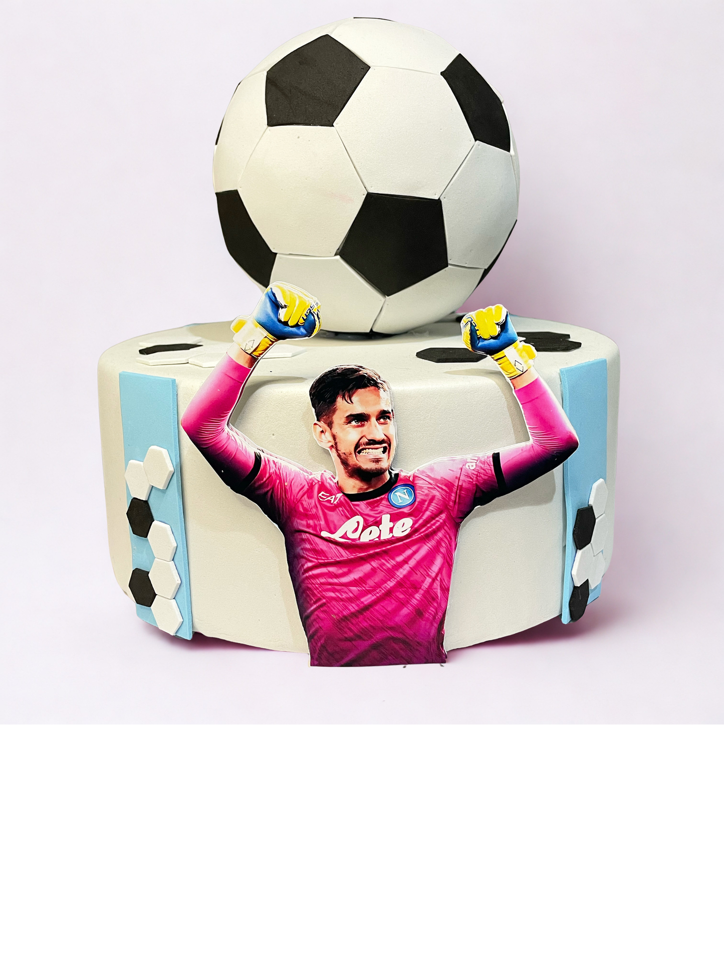 Torta Personalizzata "Il Portiere Azzurro" – Edizione Speciale Calcio Napoli