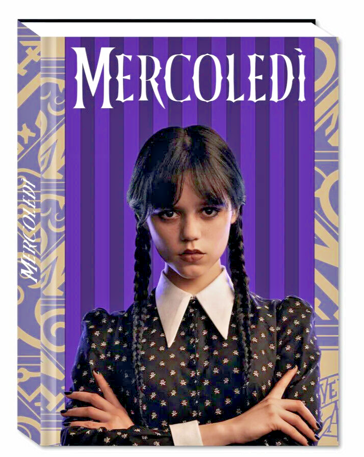 Diario scolastico Mercoledì Addams – Notebook Copertina Rigida per Scuola, Ufficio e Diario Segreto | Design Esclusivo Viola a Righe Serie TV Netflix